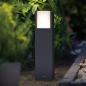 Preview: Philips ultraeffiziente Wegeleuchte Arbour in stilvollem Anthrazit 3000K warmweißes Licht