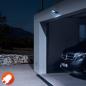Preview: Wetterfester LED-Fluter LEDVANCE 20W warmweißes Licht 3000K leistungsstark robust in schwarz