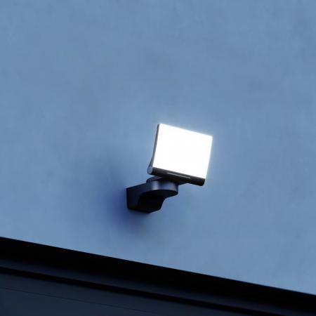STEINEL XLED Home 2 LED Außenstrahler in Schwarz