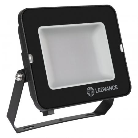 LEDVANCE Kompakter LED Fluter 50W 4000K universalweißes Flutlicht IP65 in Schwarz