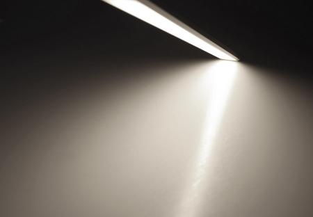 60cm ChiliTec LED Unterbauleuchte "Comprido 600" 230V,10W, 1430lm, 4200K neutralweiß
