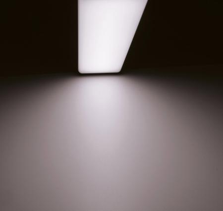 60cm ChiliTec LED Unterbauleuchte "Arusha", weiß USB A+C PD, Licht neutralweiß