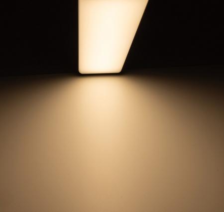 60cm ChiliTec LED Unterbauleuchte "Arusha" schwarz USB A+C PD, Licht warmweiß