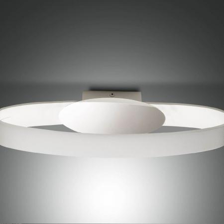 Gaby LED mit indirektem Lichtaustritt in markanter Ellipsenoptik in Weiss von Fabas Luce