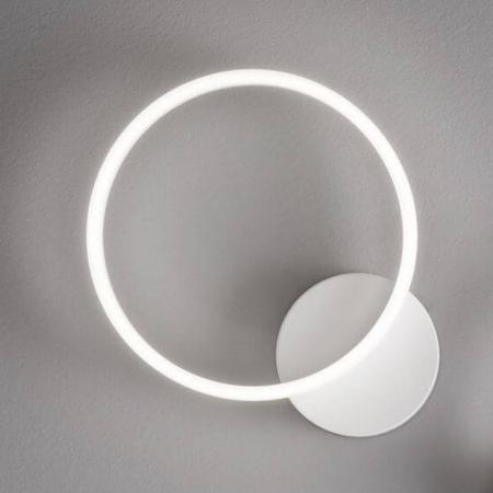 Ringförmige Giotto LED Wandleuchte in Weiss dimmbar von Fabas Luce