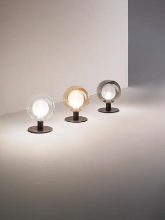 Teramo LED Tischleuchte in Amber mit Touchdimmer von Fabas Luce in markanter Doppelglasausführung