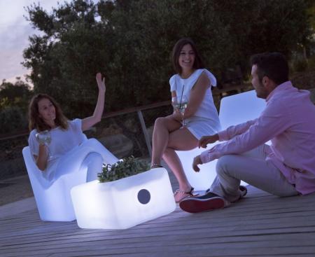 New Garden TARIDA SIT 66 beleuchteter Sessel ohne Armelehnen - Akku RGBW dim Fernbedienung
