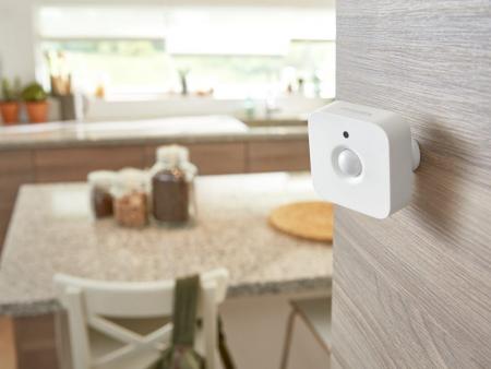 Philips Hue Motion Sensor - batteriebetriebener Indoor Sensor für Smart Home System ZigBee