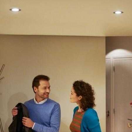 Philips GU5.3 LED Strahler MR16 36° Austrahlwinkel 2,9W wie 20W 2700K warmweißes Licht Niedervolt