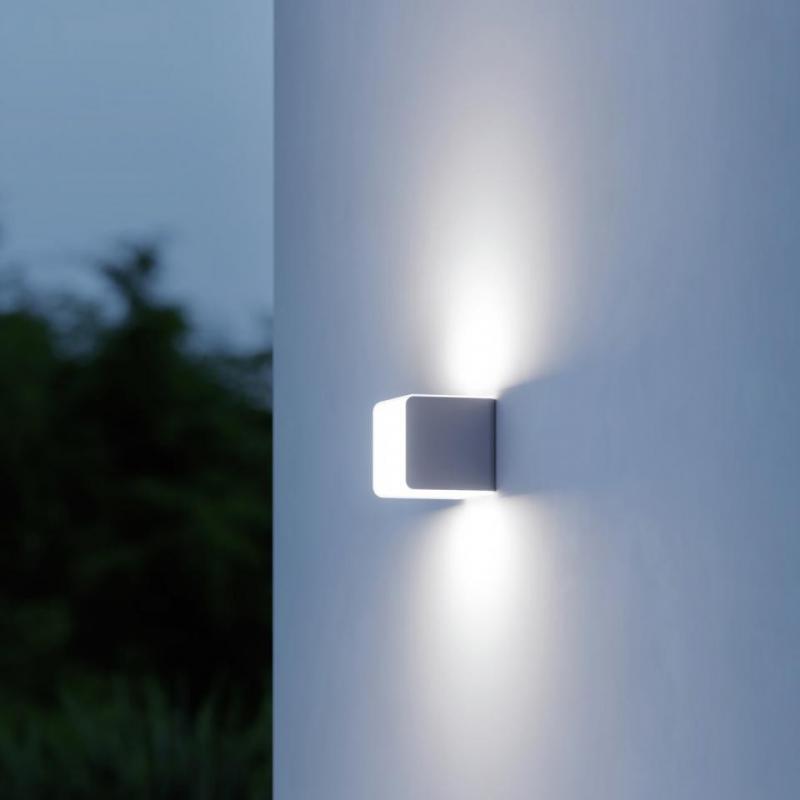 STEINEL L 830 SC LED Außenwandleuchte mit Sensor in Würfelform mit Bluetooth - Silber