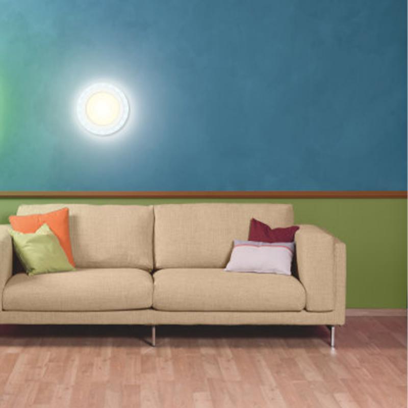 LED-Wandleuchte mit Fernbedienung zur Weißlicht- und RGB-Farbsteuerung dimmbar von LEDVANCE