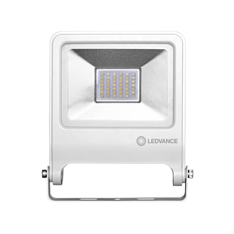 LEDVANCE Endura Flacher LED Fluter 30W 3000K warmweiß IP65 weiss Garagen- und Hofbeleuchtung