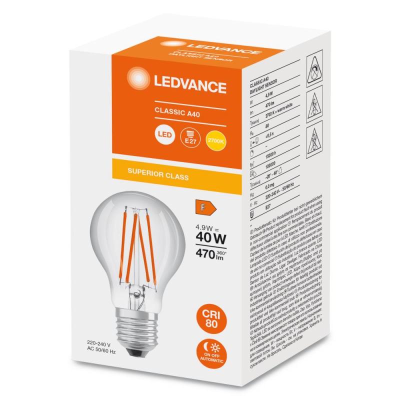 Ledvance E27 LED Lampe Daylight mit Sensor klar 4,9W wie 40W 2700K warmweiß