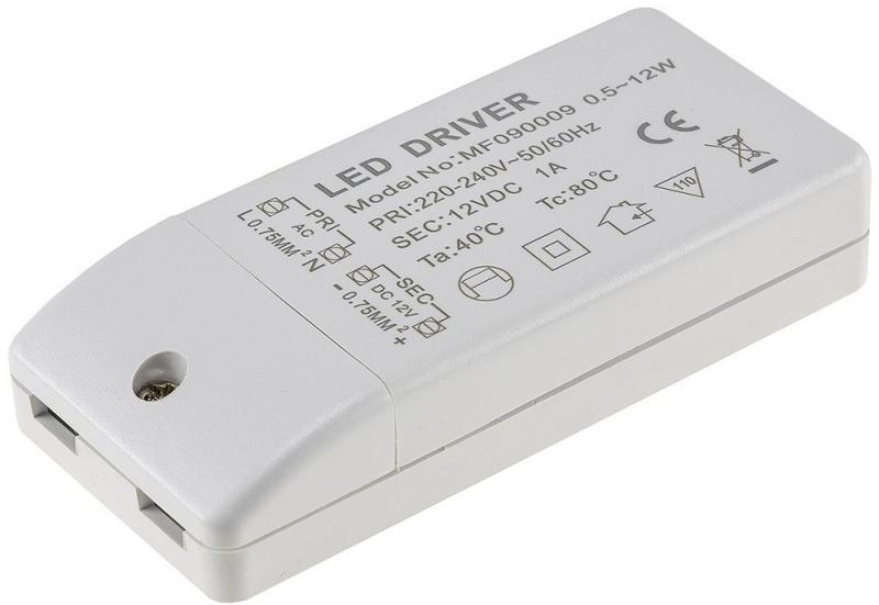 ChiliTec LED-Trafo "CT-12E-V2", 0,5-12W eckig Ein 220-240V, Aus 12V= Konstantspannung