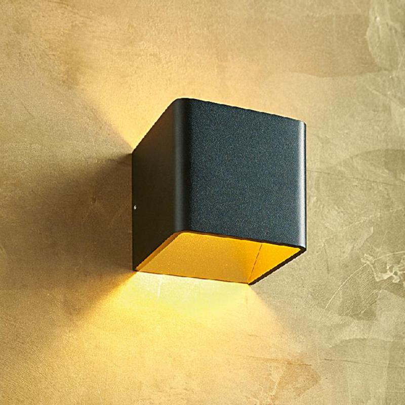 Aktion: Nur noch angezeigter Bestand verfügbar - Mylight Elegante LED Wandleuchte Fulda Up & Down in schwarz/gold mit warmweißem Licht