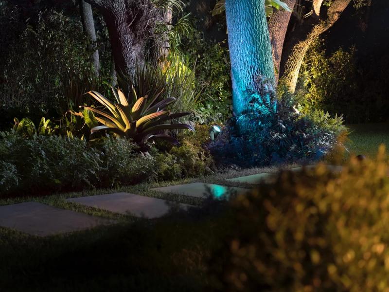 Philips Hue White and Color Ambiance Lily XL Outdoor Spot Erweiterung schwarz