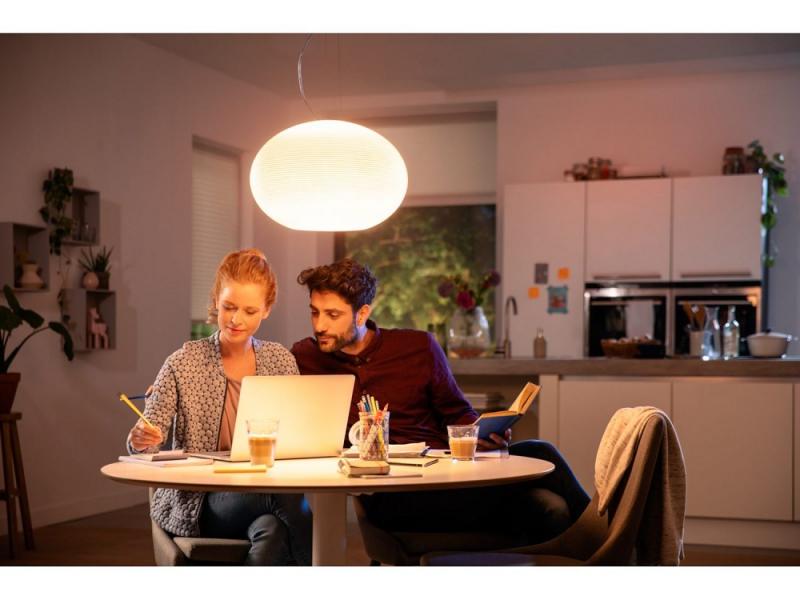 Philips Hue White & Color Ambiance Flourish Pendelleuchte in weiss RGBW  Bluetooth / ZigBee