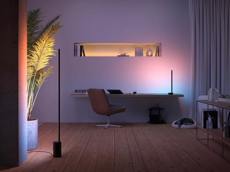 Philips Hue White and Color Ambiance Gradient Signe Stehleuchte schwarz - minimalistisch & schlank