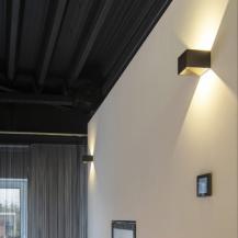 Bauhaus LOGS IN LED Wandleuchte in schwarz/messing mit Dim to Warm Funktion SLV 1000638